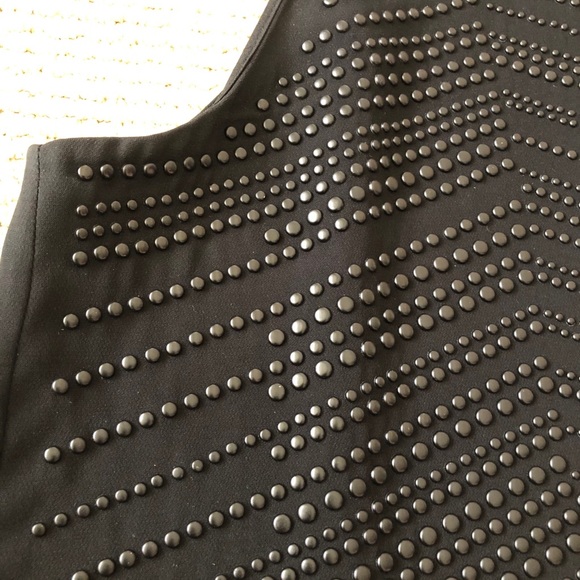 ALC Black Studded Top Sleeveless Size 4 - Picture 11 of 12